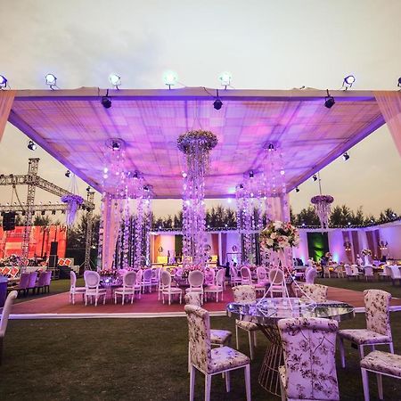 Golden Galaxy Hotels And Resorts Delhi  Esterno foto