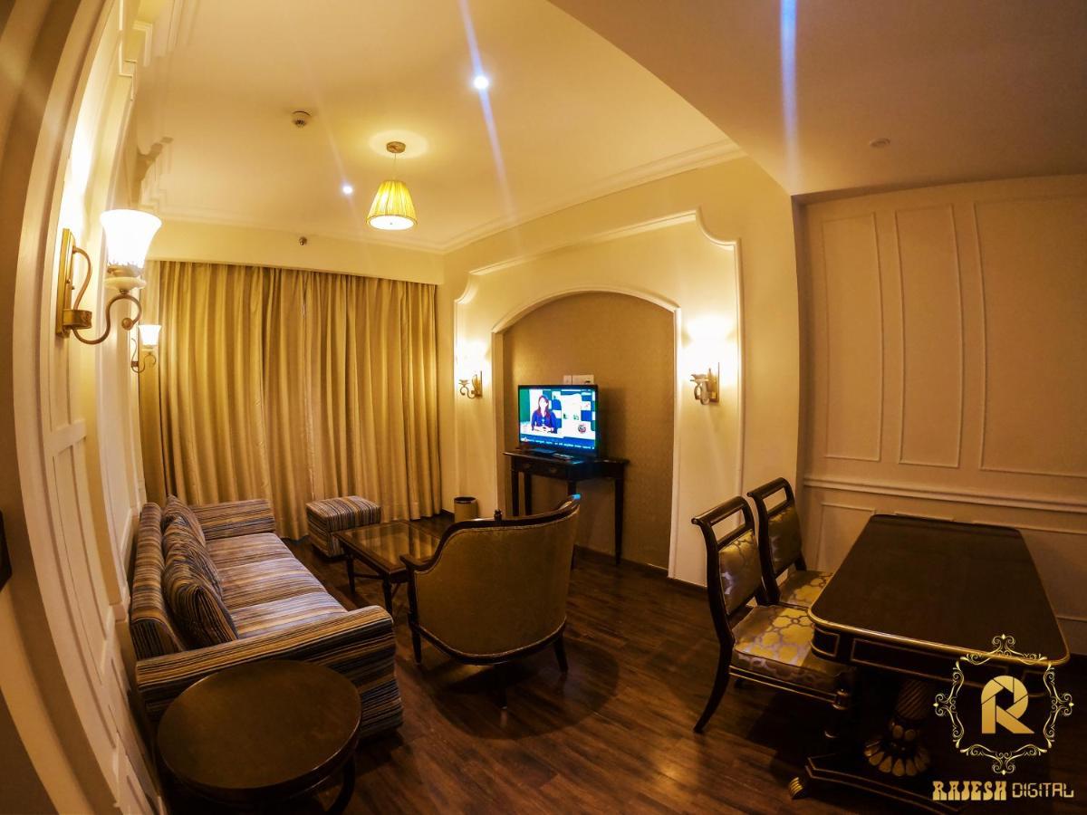 Golden Galaxy Hotels And Resorts Delhi  Esterno foto